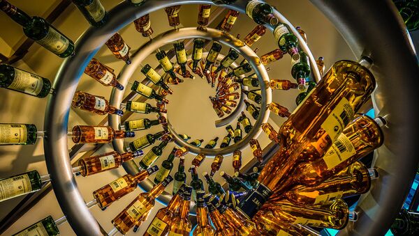 Scotch whisky sales face downward spiral as UK fail to set up trade agreements - Sputnik International
