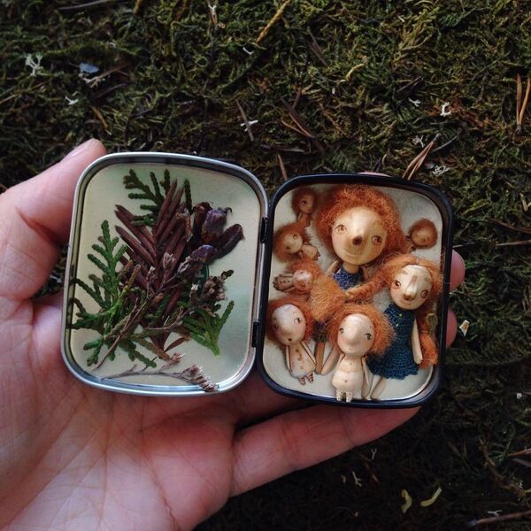 Good Things in Small Packages:  Miniature Dolls That Fit in a Walnut Shell - Sputnik International