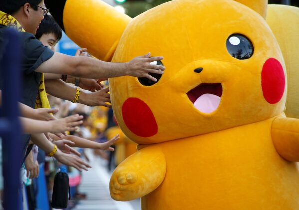 Pokemon on Parade: Japan Hosts Procession of Pikachus - Sputnik International