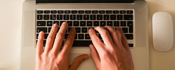 Computer Computer - Sputnik International