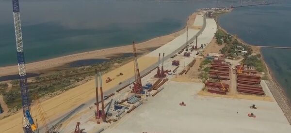 Breathtaking Drone Footage of Crimea Strait Bridge - Sputnik International