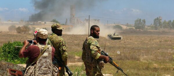 Libyan forces allied with the UN-backed government prepare to capture university buildings during a battle with IS fighters in Sirte, Libya, August 10, 2016 Libyan forces allied with the UN-backed government prepare to capture university buildings during a battle with IS fighters in Sirte, Libya, August 10, 2016 - Sputnik International