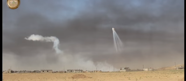 Alleged Use of Incendiary Weapons in Qayyarah by US-led Coalition or Iraqi Air Force Alleged Use of Incendiary Weapons in Qayyarah by US-led Coalition or Iraqi Air Force - Sputnik International