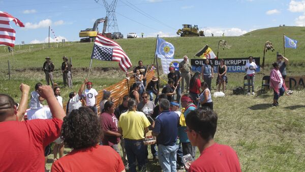 Lakota Activists and Supporters Protest Construction of the Dakota Access Pipeline in North Dakota - Sputnik International