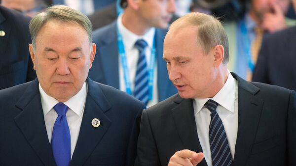 Russian President Vladimir Putin, right, and President of Kazakhstan Nursultan Nazarbayev. (File) - Sputnik International
