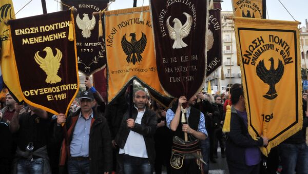 Pontic Greeks (Pontians) who originate mainly from the region of Pontus on the shores of the Black Sea gather during a protest in Thessaloniki, northern Greece. (File) - Sputnik International