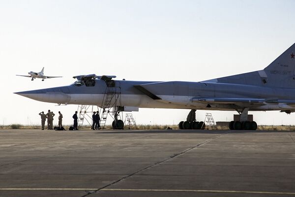 Three Reasons Why Russia Deployed Tu-22M3 Strategic Bombers to Iran Three Reasons Why Russia Deployed Tu-22M3 Strategic Bombers to Iran - Sputnik International