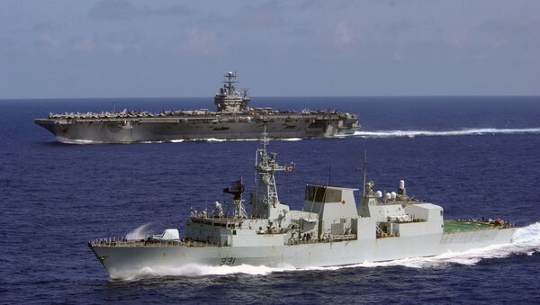HMCS Vancouver in foreground. (File) - Sputnik International