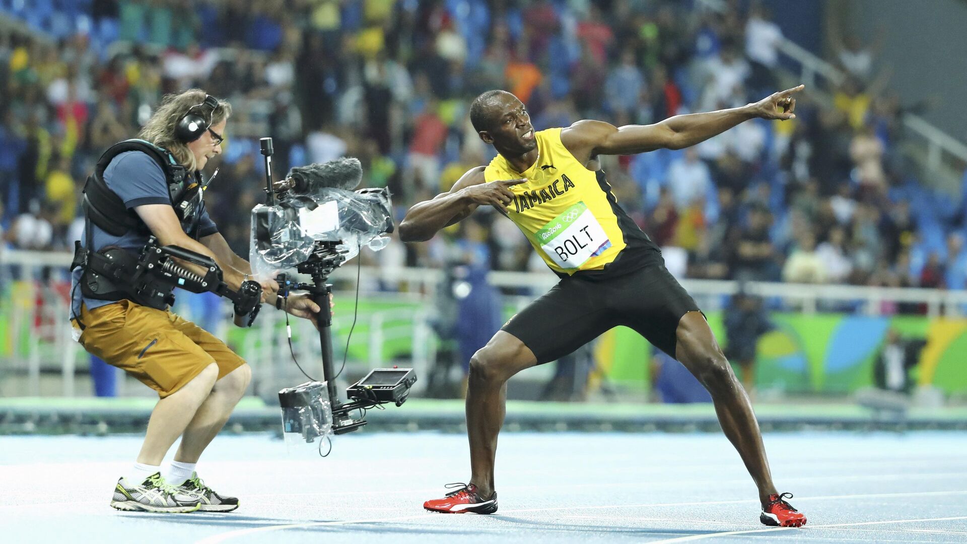 2016 Rio Olympics - Athletics - Final - Men's 200m Final - Olympic Stadium - Rio de Janeiro, Brazil - 18/08/2016. Usain Bolt (JAM) of Jamaica poses after winning the gold - Sputnik International, 1920, 08.03.2022
