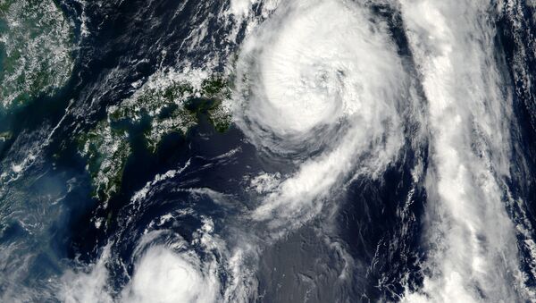 Typhoon over Japan - Sputnik International