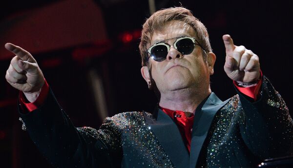 Elton John gives concert in Moscow - Sputnik International