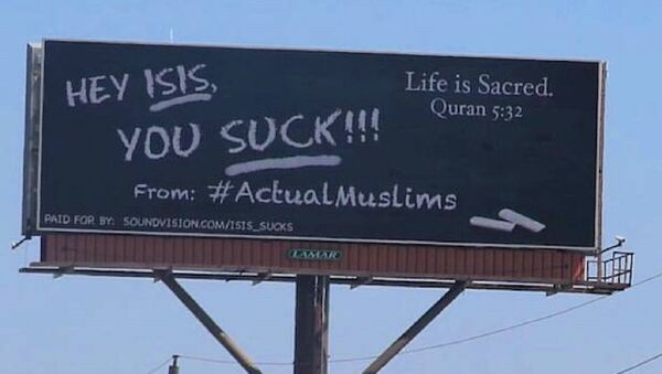 ‘ISIS, You Suck!’: Muslim Group Behind Billboards Popping Up in Major US Cities - Sputnik International