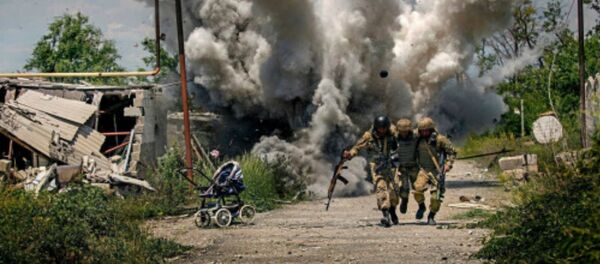 Amateur Photographer Dmitry Muravsky blasted for fake war photo - Sputnik International