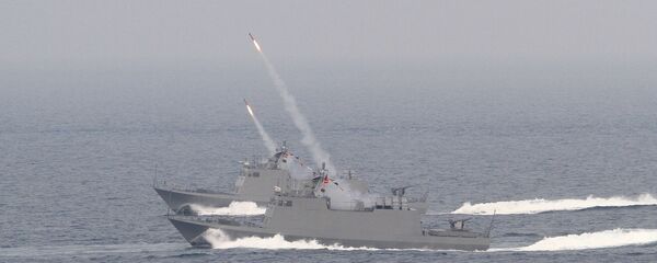 Taiwan's Kuang Hua VI-class missile boats launch HF-2 anti-ship missiles during Han Kuang military exercises in Penghu county, Taiwan, April. 17, 2013 - Sputnik International
