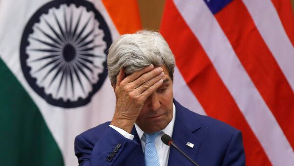 U.S. Secretary of State John Kerry gestures during a joint news conference with India's External Affairs Minister Sushma Swaraj (not pictured) in New Delhi, India, August 30, 2016 - Sputnik International
