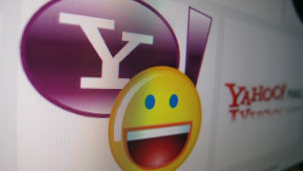 A Yahoo messenger logo is displayed on a monitor in this photo illustration shot April 16, 2013.  - Sputnik International
