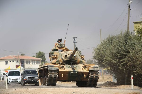 Turkish tanks and armored vehicles in Jarabulus Turkish tanks and armored vehicles in Jarabulus - Sputnik International