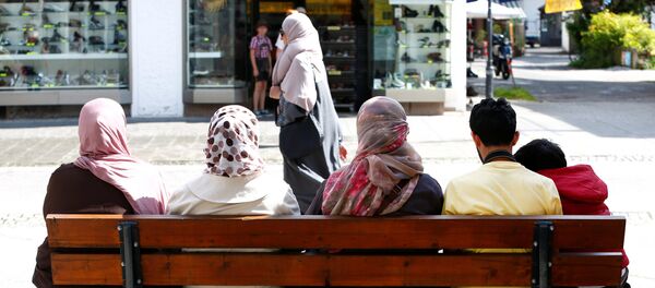 Women wear burkas (File) - Sputnik International