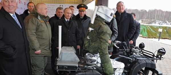 President Vladimir Putin visits research institute of precision mechanics and computer engineering - Sputnik International