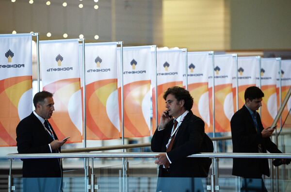 Visitors at the Eastern Economic Forum in Vladivostok - Sputnik International