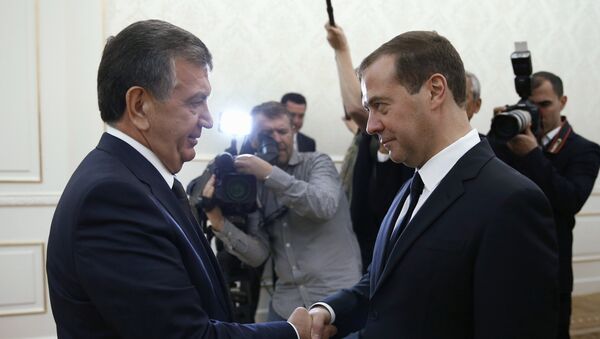 Prime Minister Medvedev in Samarkand meets with Uzbekistan's counterpart Mirziyoyev - Sputnik International