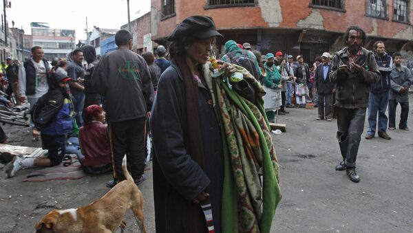 Drug addicts and homeless gather at area known as Bronx street in downtown in Bogota, Colombia, Monday April 1, 2013 - Sputnik International