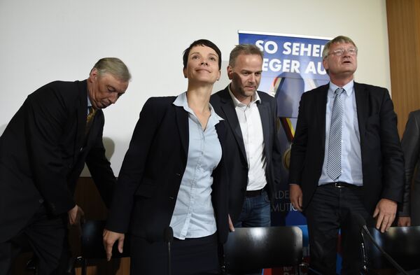 (L to R)Chair of Alternative for Germany (AFD) in Lower Saxony Armin Paul Hampel,leader of the AFD Frauke Petry, top candidate for the AFD in Mecklenburg-Western Vorpommern Leif-Erik Holm and co-leader of AFD Joerg Meuthen arrive for a press conference in Berlin, on September 5, 2016. (L to R)Chair of Alternative for Germany (AFD) in Lower Saxony Armin Paul Hampel,leader of the AFD Frauke Petry, top candidate for the AFD in Mecklenburg-Western Vorpommern Leif-Erik Holm and co-leader of AFD Joerg Meuthen arrive for a press conference in Berlin, on September 5, 2016. - Sputnik International