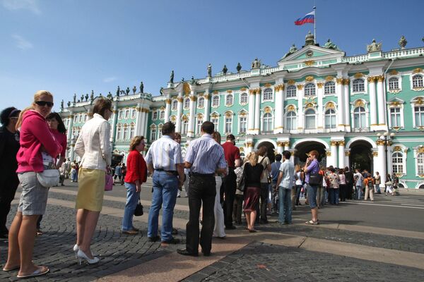 Tourists in St. Petersburg Tourists in St. Petersburg - Sputnik International