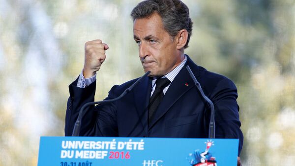 Nicolas Sarkozy, former head of the Les Republicains (LR) political party speaks at the French employer's body MEDEF union summer forum on the campus of the HEC School of Management in Jouy-en-Josas, near Paris, France, August 31, 2016. - Sputnik International
