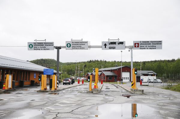 The Storskog border crossing between Norway and Russia near the Norwegian town of Kirkenes in the far north of the country - Sputnik International