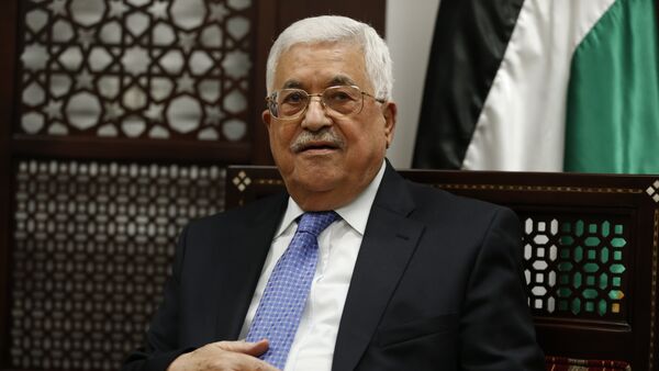 Palestinian president Mahmoud Abbas is pictured during a meeting with the Norwegian foreign minister in the West Bank city of Ramallah on September 8, 2016. - Sputnik International