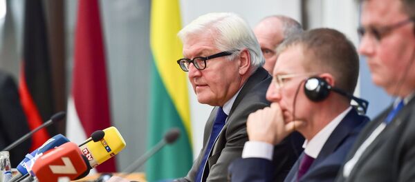 (L-R) Estonia's Foreign Deputy Minister for EU Affairs Matti Maasikas, Germany's Foreign Minister Frank-Walter Steinmeier, Latvia's Foreign Minister Edgars Rinkevics and Lithuania's Foreign Minister Linas Linkevicius give a press conference after the Baltic and German Foreign Ministers meeting in Riga, on September 13, 2016 - Sputnik International