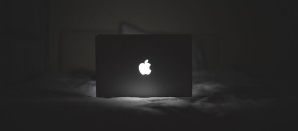 Apple Apple - Sputnik International