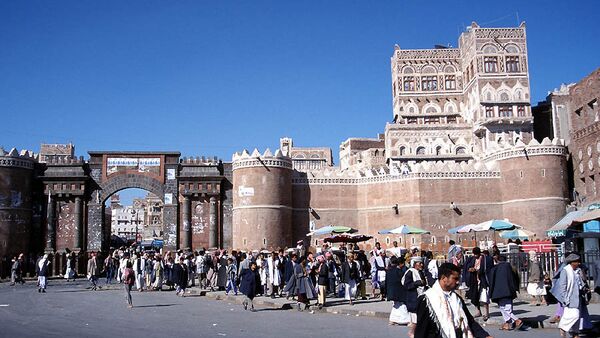 The 1,000-year-old Bab Al-Yemen (the Gate of Yemen) at the centre of the old town of Sanaa - Sputnik International