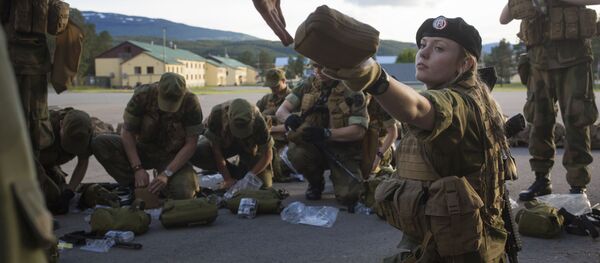 First Female Recruits of Norway's Army - Sputnik International