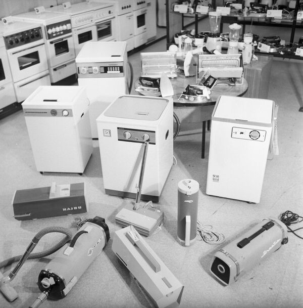 The USSR Ministry of Mechanical Engineering for Light and Food Industry and Household Appliances The USSR Ministry of Mechanical Engineering for Light and Food Industry and Household Appliances - Sputnik International