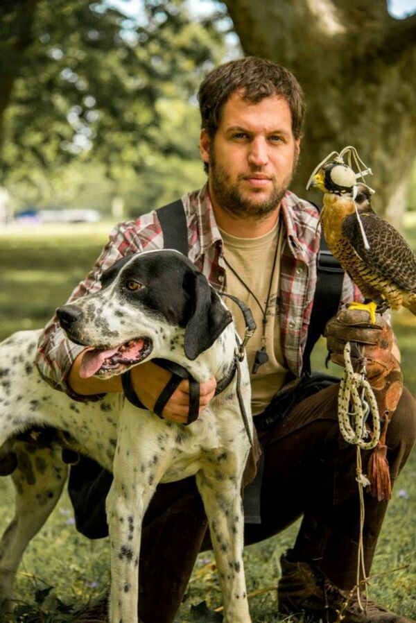 Manuel Maier and his falcon Manuel Maier and his falcon - Sputnik International