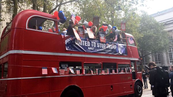 Anti-Trump bus in London - Sputnik International