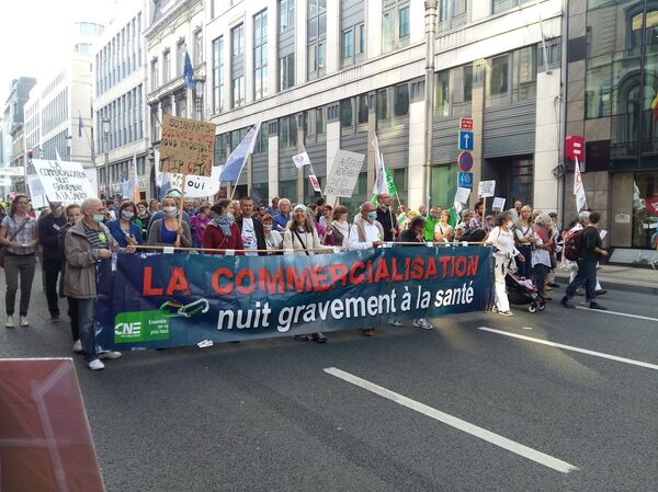 A Brussels protest  rally against the TTIP agreement between the EU and the US  - Sputnik International