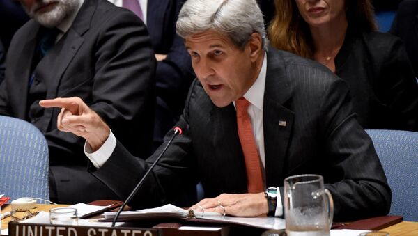 US Secretary of State John Kerry speaks during a Security Council Meeting September 21, 2016 on the situation in Syria at the United Nations in New York - Sputnik International