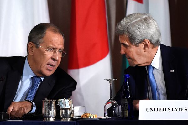 U.S. Secretary of State John Kerry speaks with Russian Foreign Minister Sergei Lavrov during the International Syria Support Group meeting at the Palace Hotel in Manhattan, New York, U.S., September 22, 2016 U.S. Secretary of State John Kerry speaks with Russian Foreign Minister Sergei Lavrov during the International Syria Support Group meeting at the Palace Hotel in Manhattan, New York, U.S., September 22, 2016 - Sputnik International