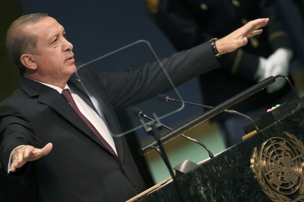 President Tayyip Erdogan of Turkey addresses the 71st United Nations General Assembly in Manhattan, New York, U.S. September 20, 2016 President Tayyip Erdogan of Turkey addresses the 71st United Nations General Assembly in Manhattan, New York, U.S. September 20, 2016 - Sputnik International