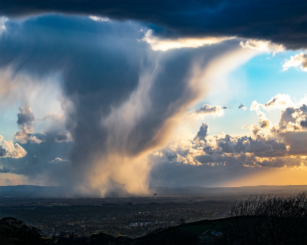 Hail Shower Over Jodrell Bank by Mark Boardman - Sputnik International