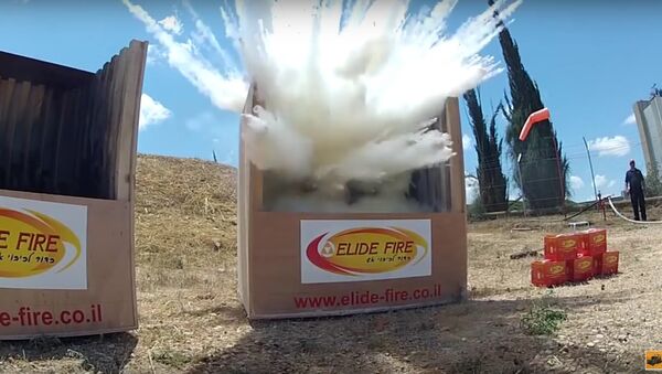 Exploding Fire Extinguisher - Sputnik International