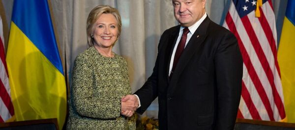 Hillary Clinton meeting with Ukraine's Petro Poroshenko - Sputnik International