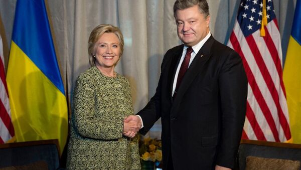 Hillary Clinton meeting with Ukraine's Petro Poroshenko - Sputnik International