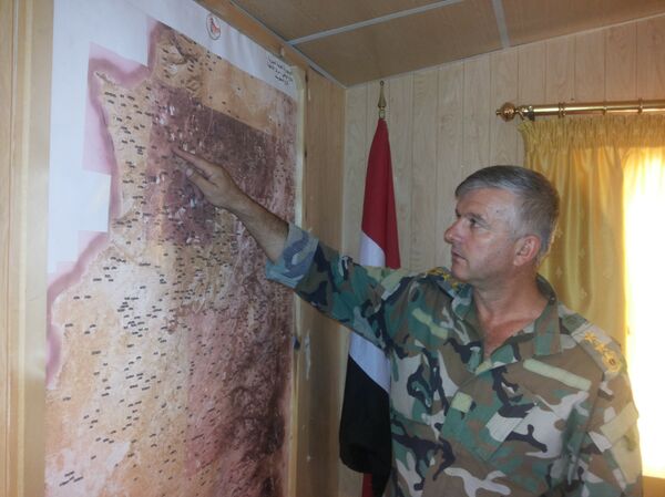 An officer of the Syrian Arab Army - Sputnik International