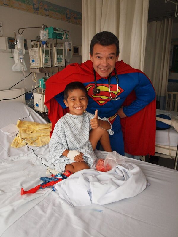 Sergio Gallegos Castorena dressed up as Superman. Sergio Gallegos Castorena dressed up as Superman. - Sputnik International