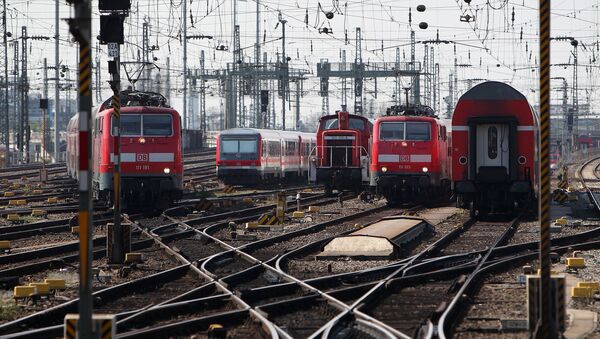 Deutsche Bahn's trains are seen at the main station in Frankfurt/Main, Germany, on March 27, 2014 - Sputnik International