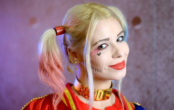 Alice as Harley Quinn, a character from DC Comics universe Alice as Harley Quinn, a character from DC Comics universe - Sputnik International